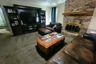 603 W 12th St, Clarksville, TX 75426 - Photo 4