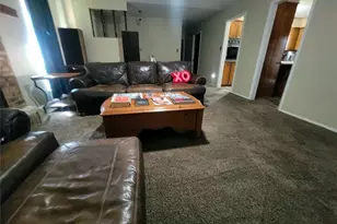 603 W 12th St, Clarksville, TX 75426 - Photo 6