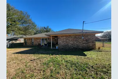 603 W 12th Street, Clarksville, TX 75426 - Photo 34