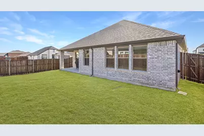 581 Chase Creek Drive, Lavon, TX 75166 - Photo 18