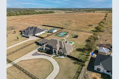 1399 E Highland Road, Waxahachie, TX 75167 - Photo 38