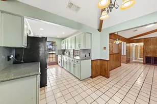 339 Crestview Dr, Red Oak, TX 75154 - Photo 6