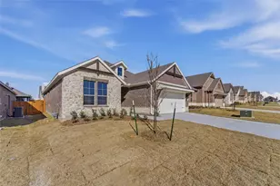 3511 Helena St, Gainesville, TX 76240 - Photo 2