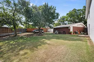 2548 Wood Valley Pl, Dallas, TX 75211 - Photo 38