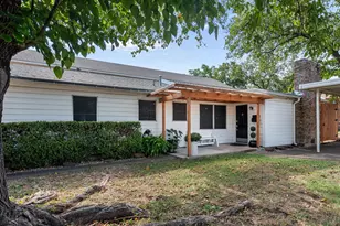 2548 Wood Valley Pl, Dallas, TX 75211 - Photo 4