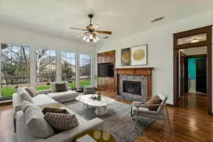 800 Mayberry Dr, McKinney, TX 75071 - Photo 10