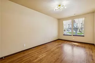 800 Mayberry Dr, McKinney, TX 75071 - Photo 4