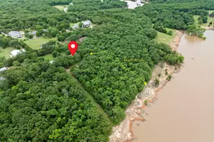 110 Lake Front Ct, Pottsboro, TX 75076 - Photo 2