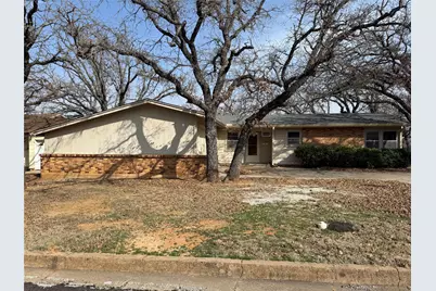510 S Oaklawn Avenue, Eastland, TX 76448 - Photo 2