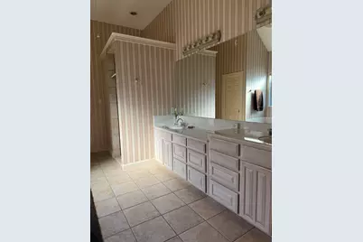 6905 Vista Ridge Court, Fort Worth, TX 76132 - Photo 20