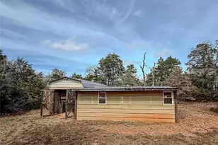 1007 Private Rd 2002, Giddings, TX 78659 - Photo 14