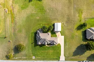 125 Deer Stream Ct, Azle, TX 76020 - Photo 36