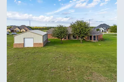125 Deer Stream Court, Azle, TX 76020 - Photo 34