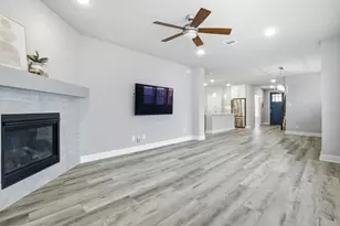 1560 Jackson St, Carrollton, TX 75006 - Photo 4