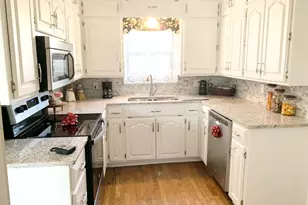 429 S Broadway St, Bells, TX 75414 - Photo 2