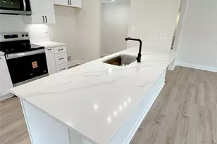 6900 Elliot Ct, The Colony, TX 75056 - Photo 10