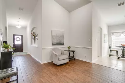 5843 Candlelight Lane, Grand Prairie, TX 75052 - Photo 4