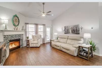 5843 Candlelight Lane, Grand Prairie, TX 75052 - Photo 14