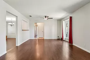 1506 Springbrook St, Corinth, TX 76210 - Photo 6