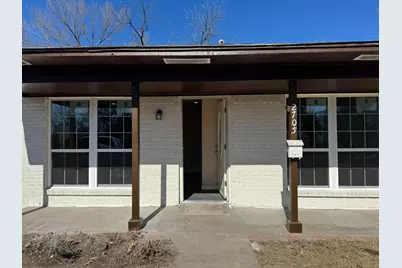 2705 Blue Ridge Drive, Mesquite, TX 75150 - Photo 2