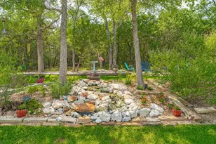 1218 Meander Rd, Granbury, TX 76049 - Photo 2