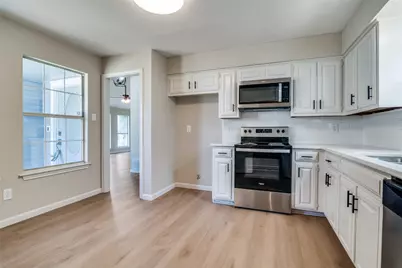 5529 Village Green Drive, Mesquite, TX 75150 - Photo 10