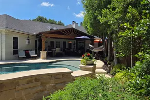 2540 Fox Glenn Cir, Bedford, TX 76021 - Photo 2