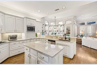 411 Country Place, Colleyville, TX 76034 - Photo 10