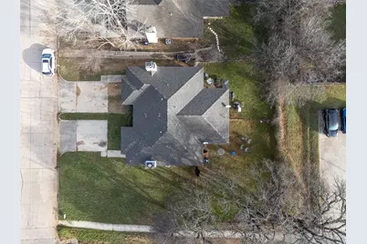 100 & 102 Oakwood Lane, Kennedale, TX 76060 - Photo 2