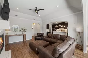 101 Lighthouse Ln, Mabank, TX 75143 - Photo 6