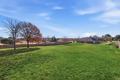 810 Waite Drive, Lewisville, TX 75077 - Photo 34