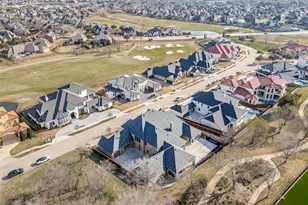 1116 Excalibur Blvd, Lewisville, TX 75056 - Photo 2