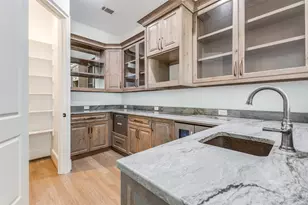 1116 Excalibur Blvd, Lewisville, TX 75056 - Photo 18