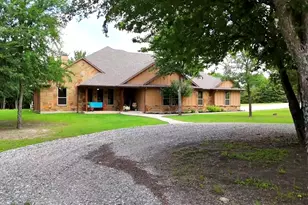 1011 Red Rd, Howe, TX 75459 - Photo 2