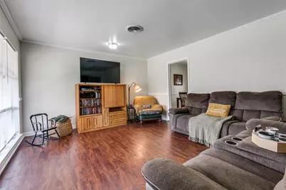 1918 S 5th Street, Garland, TX 75040 - Photo 4