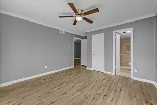 74 E Mountain Creek Ct, Grand Prairie, TX 75052 - Photo 10