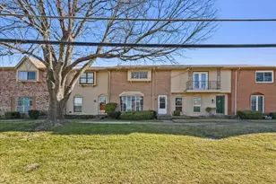 74 E Mountain Creek Ct, Grand Prairie, TX 75052 - Photo 28