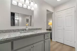 9254 Forest Ln, Dallas, TX 75243 - Photo 14