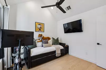 1507 N Garrett Avenue #202, Dallas, TX 75206 - Photo 12