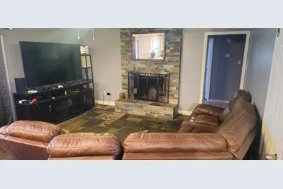 113 E Avenue C, Waxahachie, TX 75165 - Photo 10