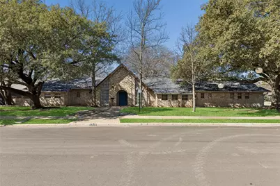 1717 Live Oak Drive, Irving, TX 75061 - Photo 1