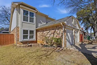952 Ramblewood Drive, Lewisville, TX 75067 - Photo 6