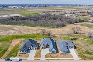 921 Bandon Dunes Dr, Burleson, TX 76028 - Photo 38