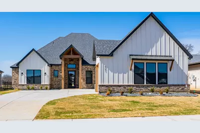 921 Bandon Dunes Drive, Fort Worth, TX 76028 - Photo 1