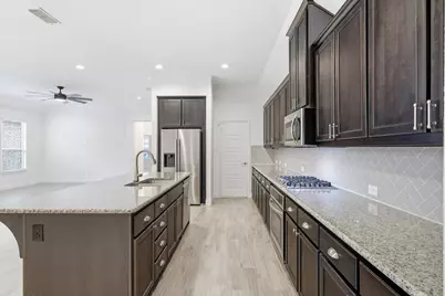 916 10th Street, Argyle, TX 76226 - Photo 16