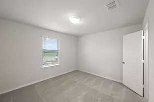 2641 River Bank Dr, Burleson, TX 76028 - Photo 14