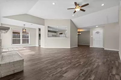 2847 Red Oak Drive, Grand Prairie, TX 75052 - Photo 4