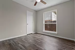 2847 Red Oak Dr, Grand Prairie, TX 75052 - Photo 18