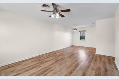 115 NE Taylor Street, Burleson, TX 76028 - Photo 14