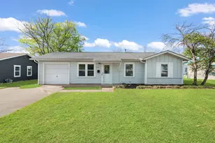 115 NE Taylor St, Burleson, TX 76028 - Photo 1
